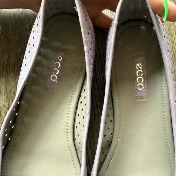 Purple Ecco flats - Picture 3 of 7